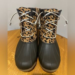 Sperry boots